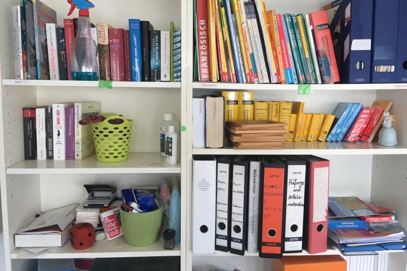 Schul- und Lehrmaterialien.